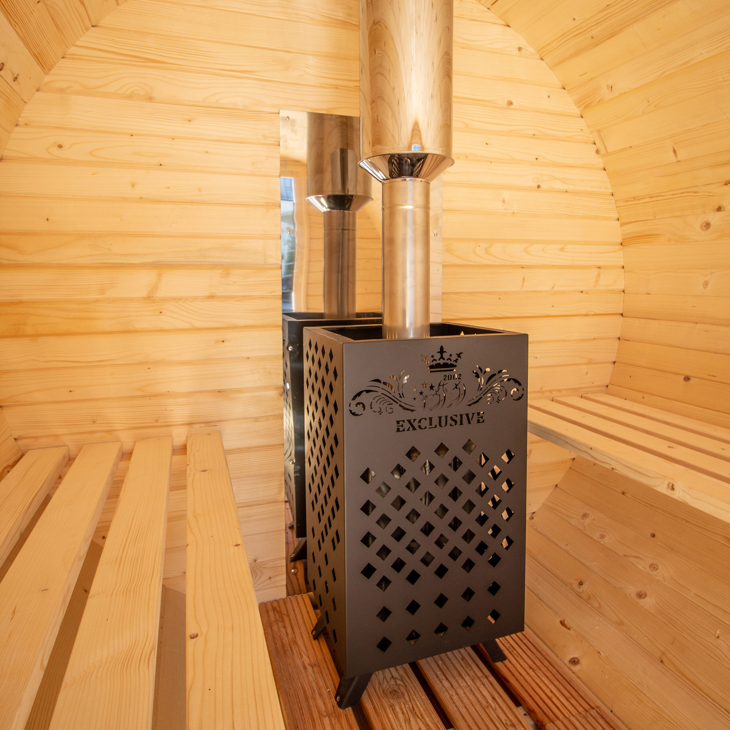 Piec na drewno Exclusive do sauny – nowoczesny design i czarne wykończenie