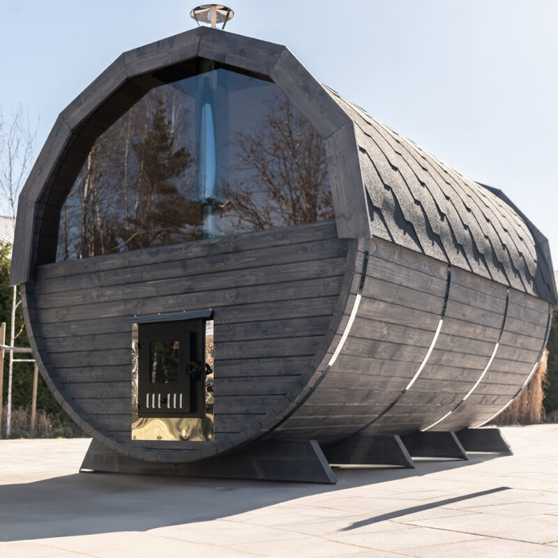 Sauna ogrodowa z przeszkleniem – nowoczesny design