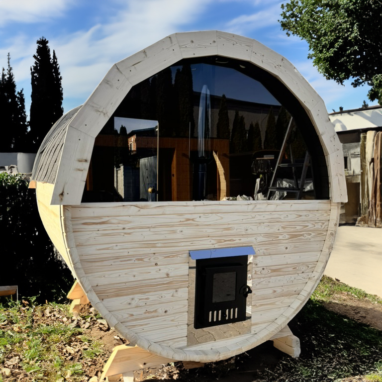 Sauna ogrodowa z przeszkleniem – nowoczesny design