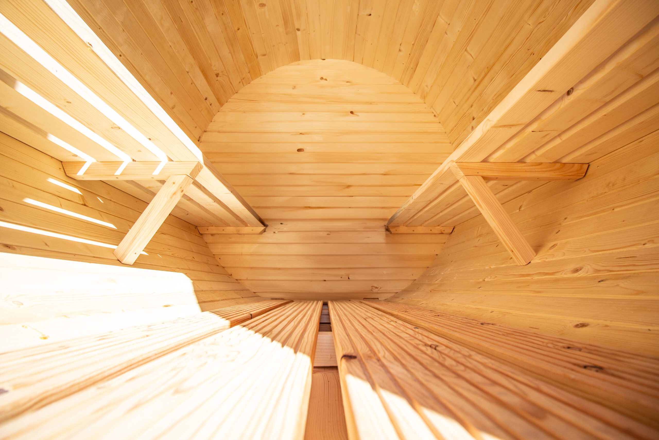 sauna-beczka-wnetrze